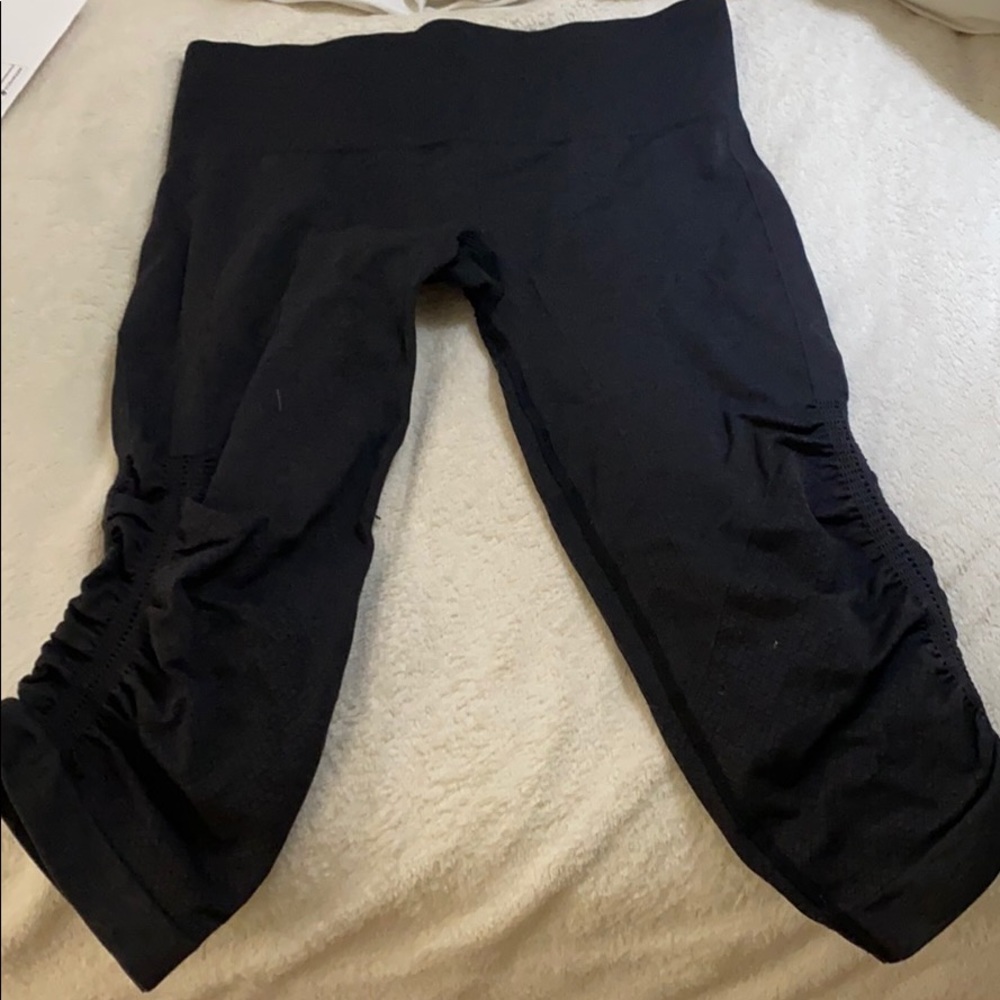cropped lululemon leggings